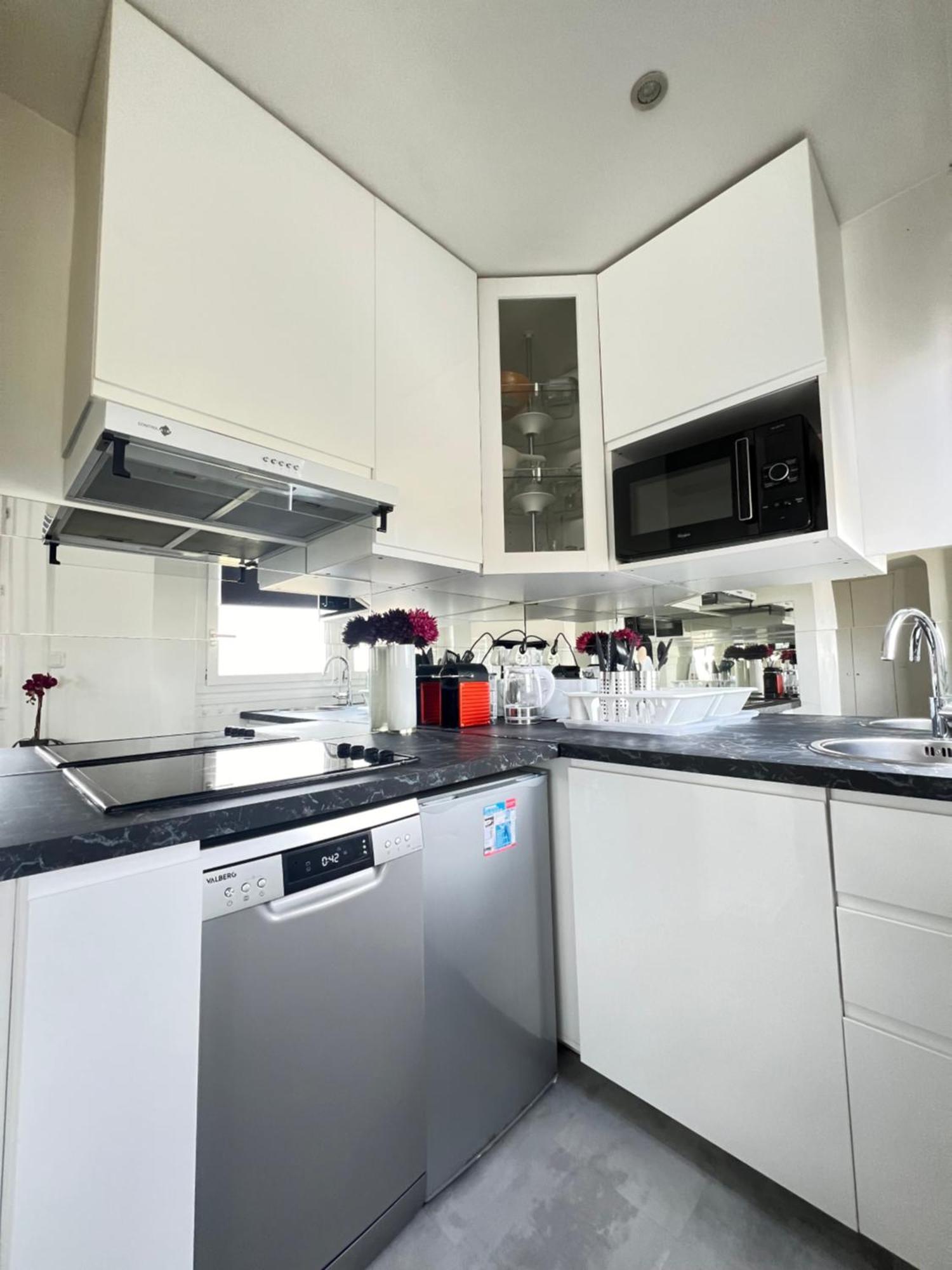 Apartment Home In Paris With View, 15Min Direct To Center Экстерьер фото