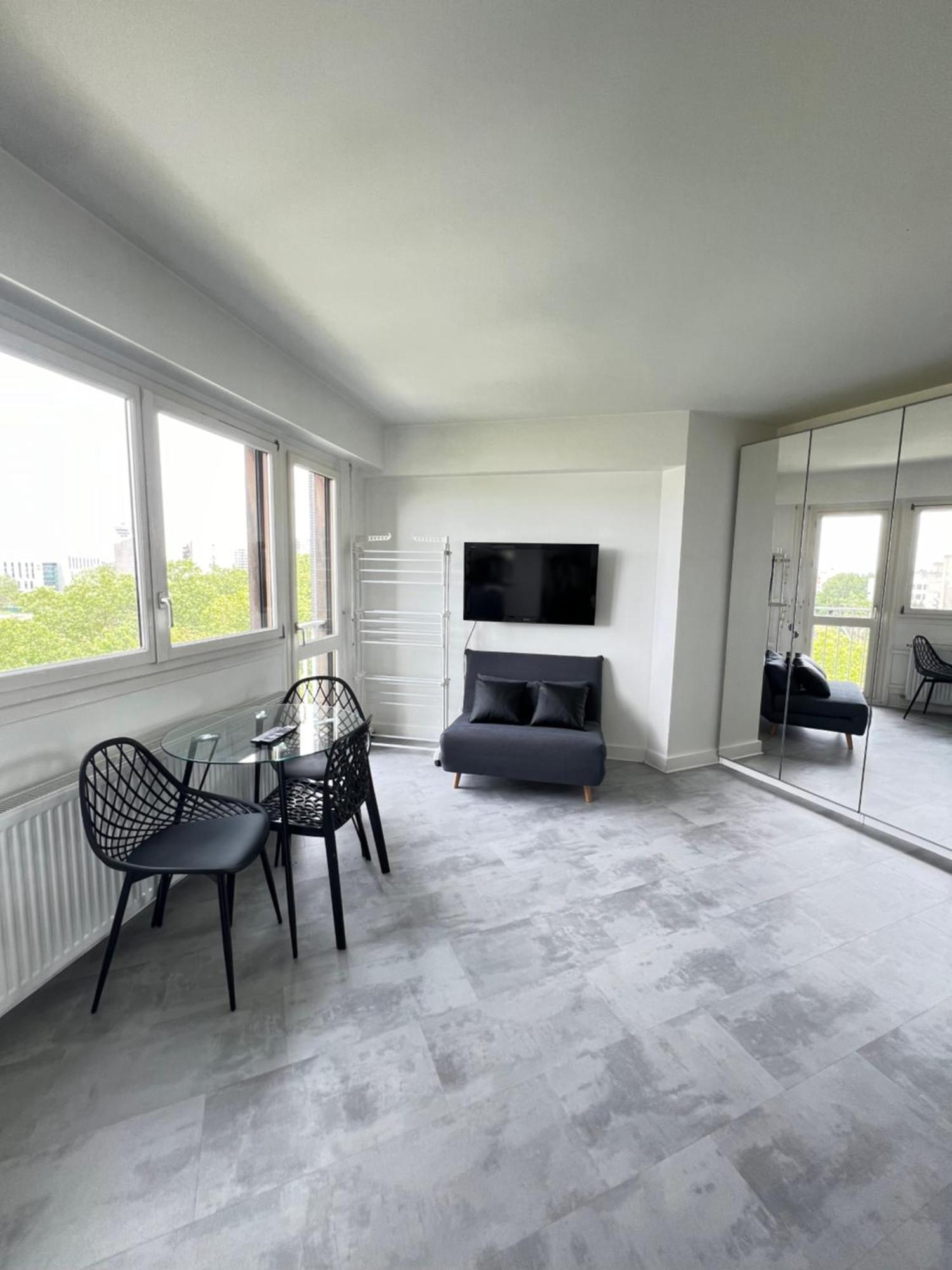 Apartment Home In Paris With View, 15Min Direct To Center Экстерьер фото
